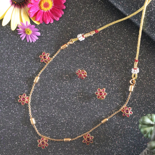 Crimson Bloom Set – Gold Floral Necklace & Earrings (Ruby)